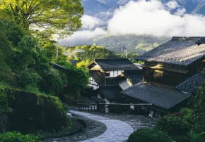 <h3>Día 11 – Ruta Nakasendo y el valle de Kiso</h3>