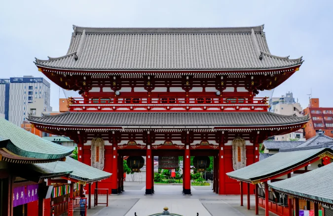 puerta Hozomon